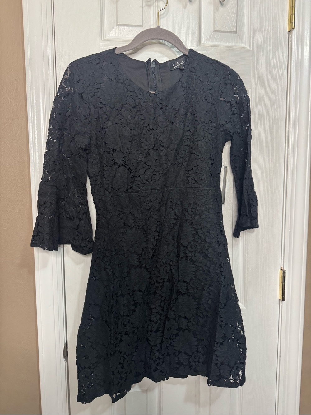 Lulu's Black Lace Long‑Sleeve Fit & Flare Dress